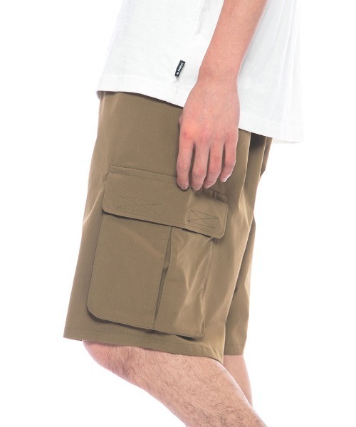 ELEMENT(エレメント)の「ELEMENT メンズ SHOD SHORTS CA_05 ウォークパンツ/ショートパンツ 【2022年春夏モデル】/エレメントウエストゴムカーゴショーツ(カーゴパンツ・メンズ・ブラック/グレー/カーキ・MEDIUM/LARGE/X-LARGE)」の18枚目の写真