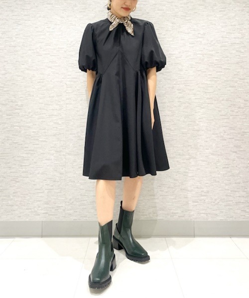 LILY BROWN(リリーブラウン)の「サイドゴアブーツ(ブーツ・レディース・ブラック/グリーン・SMALL/MEDIUM/LARGE)」の4枚目の写真