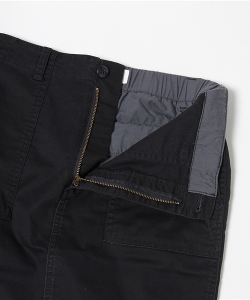 MELROSE claire（メルローズ クレール）の「アーミーブロークンストレッチタイトストレートスカート<E'CRU>≪LEE4月号麻生久美子さんコーディネートアイテム≫【LEE4月号】【BAILA4月号】（スカート・レディース・カーキ/ダークネイビー/キャメル・SMALL/MEDIUM）」の6枚目の写真