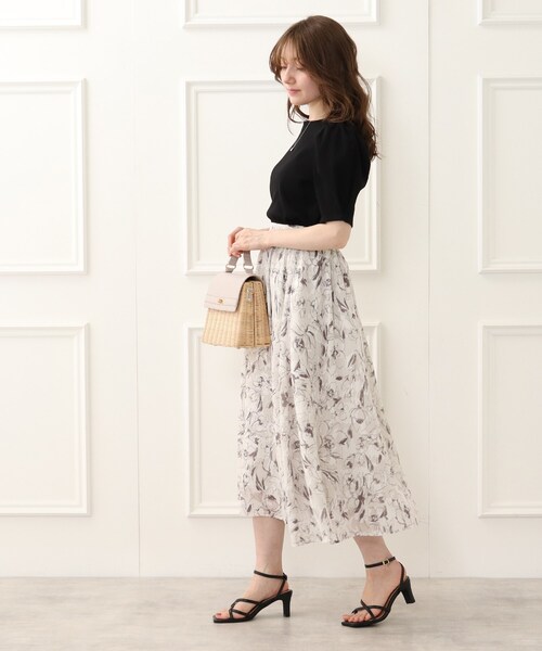 couture brooch（クチュールブローチ）の「◆洗える/5色展開/パワショルカットソー（Tシャツ/カットソー・レディース・マスタード/ブルー/ブラック/オフホワイト/サンドベージュ・38）」の14枚目の写真