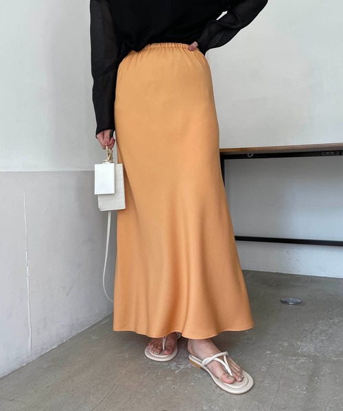 CAPRICIEUX LE'MAGE（カプリシューレマージュ）の「バイアスマーメイドスカート（スカート・レディース・ホワイト系その他/ピンク/オレンジ・FREE）」の4枚目の写真