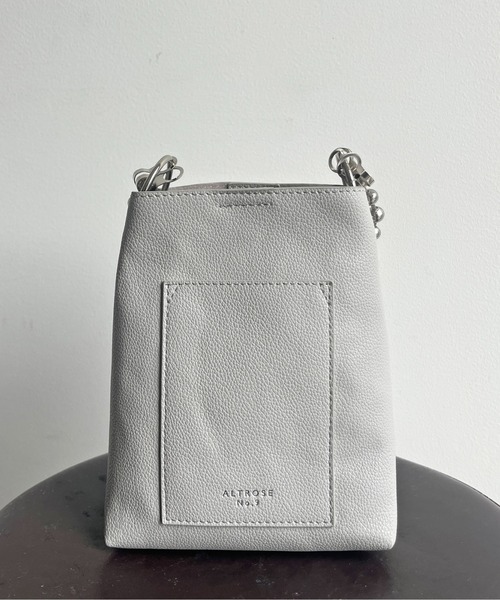 CPCM(シーピーシーエム)の「ボールチェーン2WAYショルダー(ショルダーバッグ・レディース・ブラック/オレンジ/アイボリー/ブルー/キャメル/グリーン/ベージュ/ボルドー/シルバー/ホワイト/サックスブルー/グレー・FREE)」の1枚目の写真