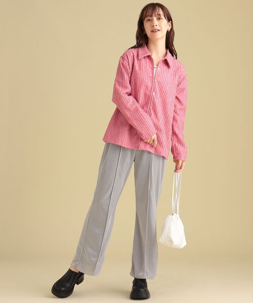 Ray BEAMS(レイビームス)の「Ray BEAMS / カット ラメ フレア パンツ(その他パンツ・レディース・ライトグレー/マスタード・1/0)」の6枚目の写真