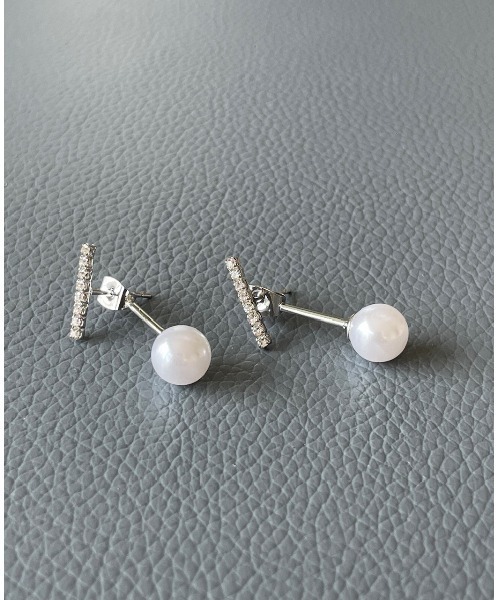 Ritomo De Ricco（リトモ・デ・リコ）の「シンプルパールラインピアス　ポストSV925（ピアス（両耳用）・レディース・A/B・FREE）」の5枚目の写真