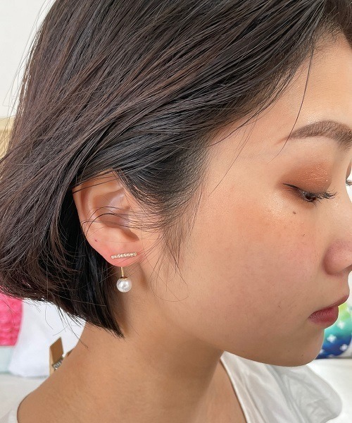 Ritomo De Ricco（リトモ・デ・リコ）の「シンプルパールラインピアス　ポストSV925（ピアス（両耳用）・レディース・A/B・FREE）」の6枚目の写真
