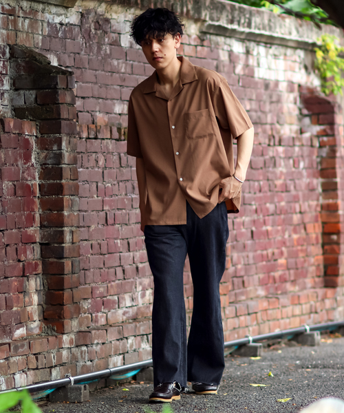 B.C STOCK(ベーセーストック)の「FUMMER TRO OPEN COLLAR シャツ(シャツ/ブラウス・メンズ・ベージュ/カーキ/ブラウン/チャコールグレー・SMALL/LARGE/MEDIUM)」の8枚目の写真