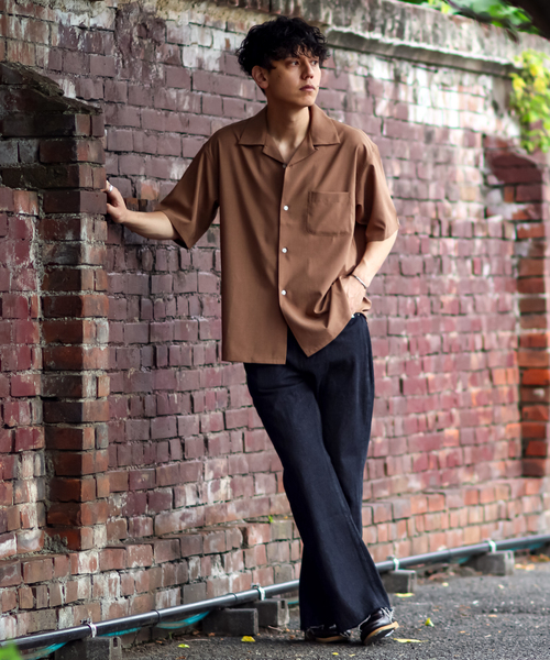 B.C STOCK(ベーセーストック)の「FUMMER TRO OPEN COLLAR シャツ(シャツ/ブラウス・メンズ・ベージュ/カーキ/ブラウン/チャコールグレー・SMALL/LARGE/MEDIUM)」の9枚目の写真