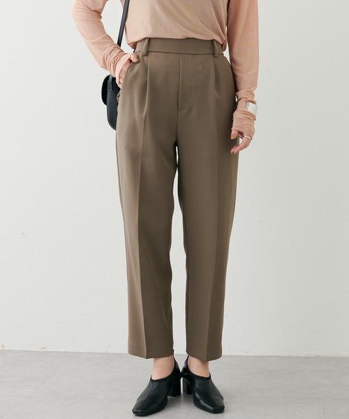 natural couture（ナチュラルクチュール）の「大人気リバイバル/2022AWアイテム/ウォッシャブル美シルエットテーパード Sサイズ（スラックス・レディース・ブラック/モカ/ライトベージュ/イエロー/グリーン/ネイビー・SMALL）」の9枚目の写真