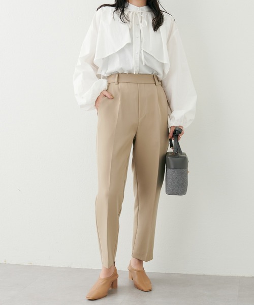 natural couture（ナチュラルクチュール）の「大人気リバイバル/2022AWアイテム/ウォッシャブル美シルエットテーパード Sサイズ（スラックス・レディース・ブラック/モカ/ライトベージュ/イエロー/グリーン/ネイビー・SMALL）」の15枚目の写真