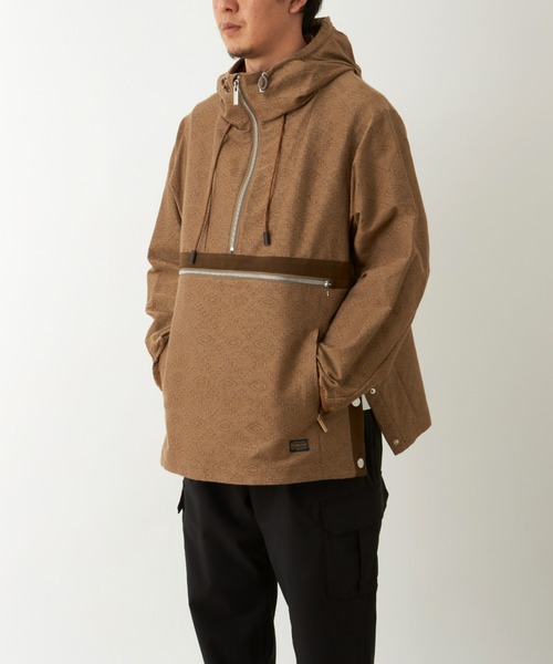 WHITE MOUNTAINEERING（ホワイトマウンテニアリング）の「WM×PENDLETON JAQUARD ANORAK（ミリタリージャケット・メンズ・ベージュ/チャコール・1）」の5枚目の写真
