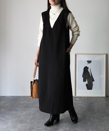 後ろスリットVネックジャンスカ