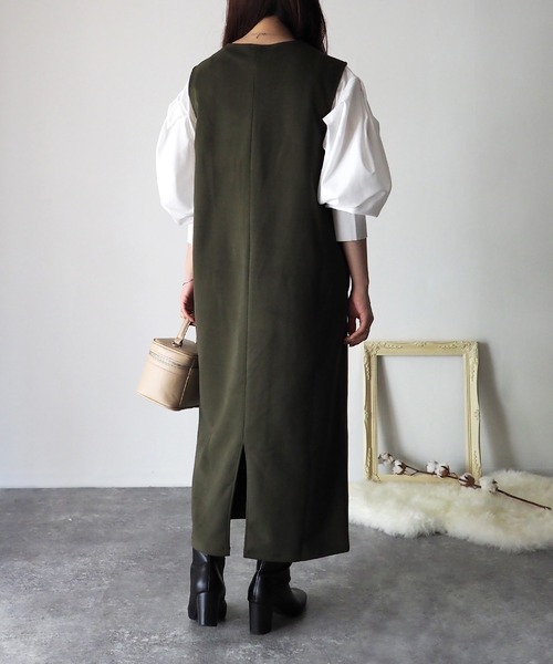 Riberry（リベリー）の「後ろスリットVネックジャンスカ（ジャンパースカート・レディース・ブラック/ベージュ/カーキ/マスタード・MEDIUM）」の8枚目の写真