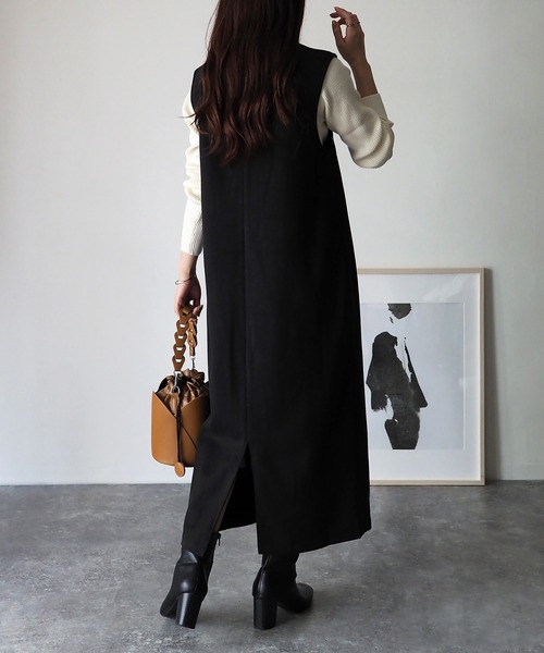 Riberry（リベリー）の「後ろスリットVネックジャンスカ（ジャンパースカート・レディース・ブラック/ベージュ/カーキ/マスタード・MEDIUM）」の18枚目の写真