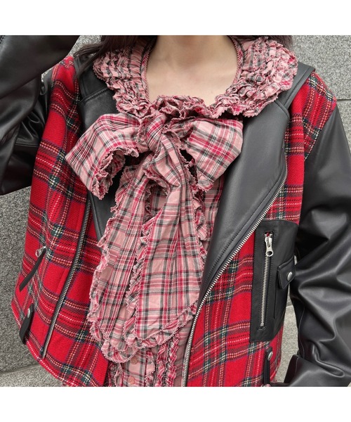 PINK HOUSE（ピンクハウス）の「タータンチェック使いラムレザーライダースジャケット（ライダースジャケット・レディース・ブラック×レッド/ブラック×グリーン・LARGE/MEDIUM）」の9枚目の写真
