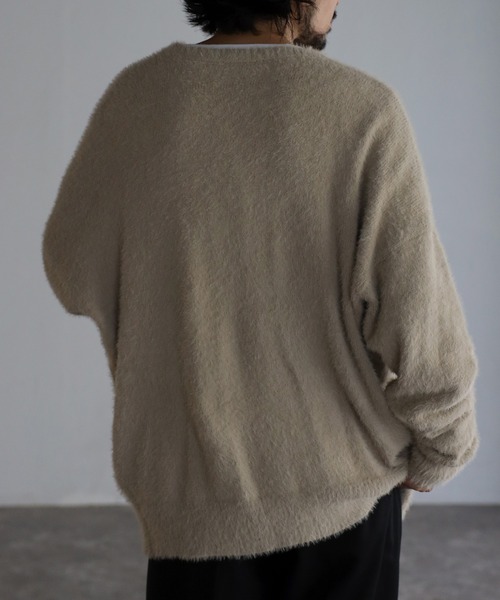 CREARE -LINO-（クレアーレリノ）の「モヘアライク シャギーニット Vネック カーディガン<ユニセックス>（カーディガン/ボレロ・メンズ・アイボリー/ブラック/グリーン/ダークネイビー・S/M/L）」の8枚目の写真