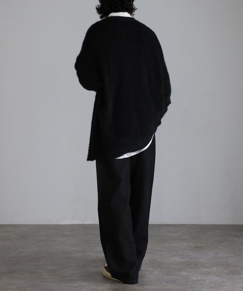 CREARE -LINO-（クレアーレリノ）の「モヘアライク シャギーニット Vネック カーディガン<ユニセックス>（カーディガン/ボレロ・メンズ・アイボリー/ブラック/グリーン/ダークネイビー・S/M/L）」の20枚目の写真