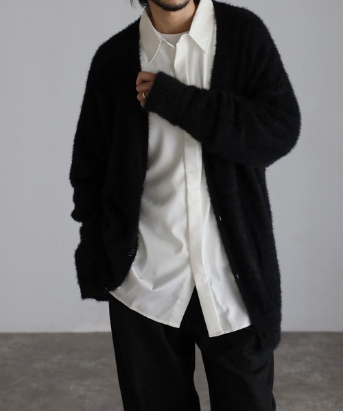 CREARE -LINO-（クレアーレリノ）の「モヘアライク シャギーニット Vネック カーディガン<ユニセックス>（カーディガン/ボレロ・メンズ・アイボリー/ブラック/グリーン/ダークネイビー・S/M/L）」の6枚目の写真