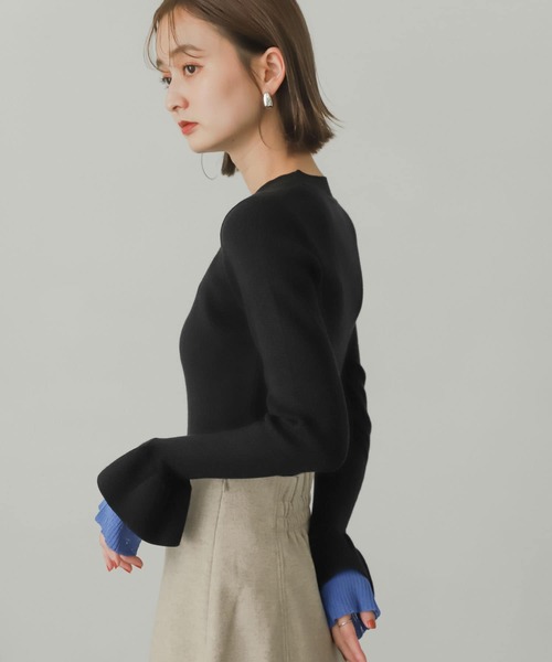 SENSE OF PLACE by URBAN RESEARCH(センスオブプレイスバイアーバンリサーチ)の「レイヤードフレアスリーブセーター(ニット/セーター・レディース・ブラック/イエロー/アイボリー・ONE)」の5枚目の写真
