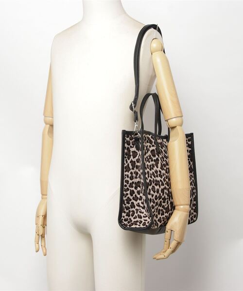SPRUCE(スプルース)の「EM : SPRUCE ジャガード 2WAY トートバッグ 軽量(トートバッグ・レディース・ダークグリーン/ブラック/レオパード・FREE)」の9枚目の写真