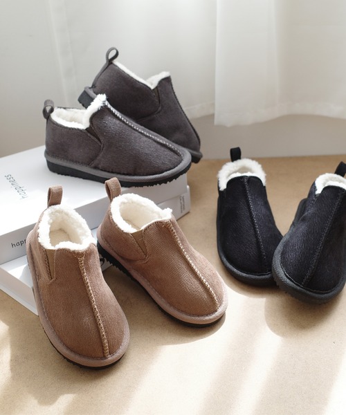 AmiAmi（アミアミ）の「キッズショートボアブーツ（ブーツ・キッズ・ブラック/グレー/キャメル・15cm/16cm/17cm/18cm/19cm/20cm/21cm/22cm）」の3枚目の写真