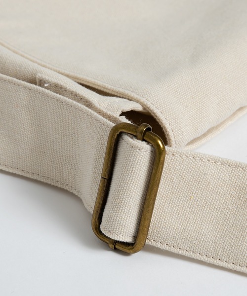 MUHET（ミュエータ）の「BIGキャンバスショルダーバッグ（ショルダーバッグ・レディース・アイボリー・FREE）」の9枚目の写真