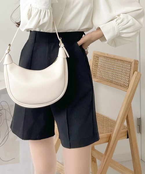 mily bilet（ミウィビレット）の「【mily bilet】大人っぽ可愛い。センターピンタックショートパンツ（その他パンツ・レディース・アイボリー/グリーン/ブラック・SMALL/MEDIUM/LARGE）」の16枚目の写真