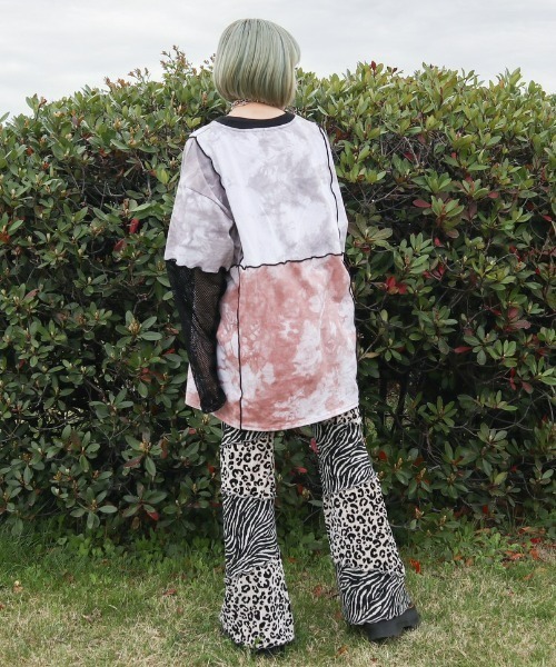 Candy Stripper（キャンディストリッパー）の「LAZY TIE DYE トップス（Tシャツ/カットソー・レディース・ブラック/パープル/ピンク・2）」の5枚目の写真