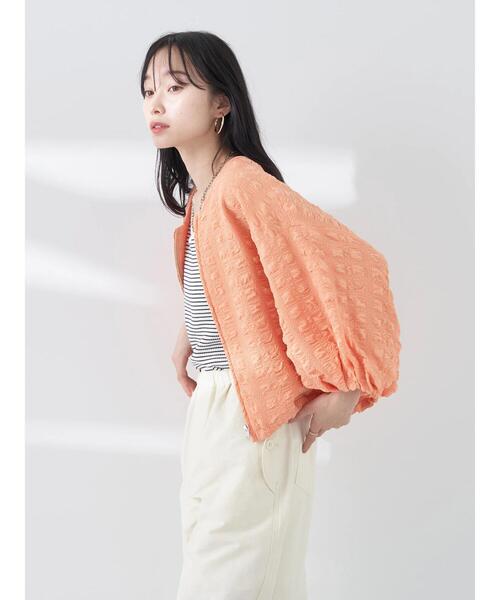 earth music&ecology（アースミュージックアンドエコロジー）の「ジャガードタックスリーブブルゾン（ブルゾン・レディース・コーラル/アイボリー・FREE）」の17枚目の写真