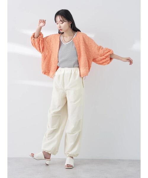 earth music&ecology（アースミュージックアンドエコロジー）の「ジャガードタックスリーブブルゾン（ブルゾン・レディース・コーラル/アイボリー・FREE）」の20枚目の写真