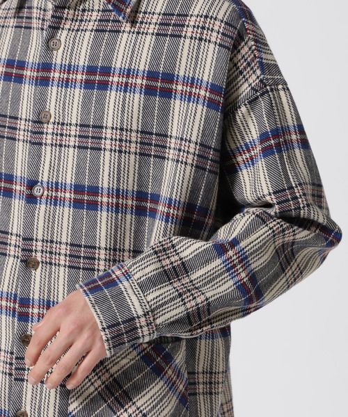 AVIREX（アヴィレックス）の「【直営店限定】FRONT POCKET CHECK SHIRT / フロント ポケット チェックシャツ / AVIREX /アヴィレックス（シャツ/ブラウス・レディース・ブラック/ホワイト系2・L/M）」の9枚目の写真