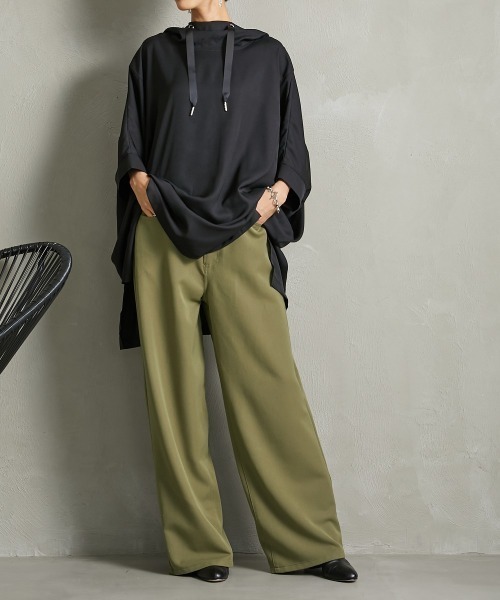 Soiunique（スワユニーク）の「落ち感素材　ゆるシルエット超ワイドパンツ ［Soiunique］（スラックス・レディース・ブラック/カーキ/グレー・M/L/LL/S）」の22枚目の写真