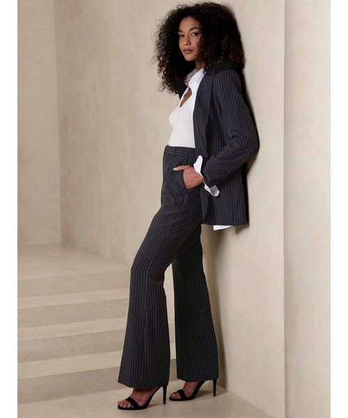 BANANA REPUBLIC スカルプテッドブーツカットパンツ BANANA REPUBLIC スカルプテッドブーツカットパンツ