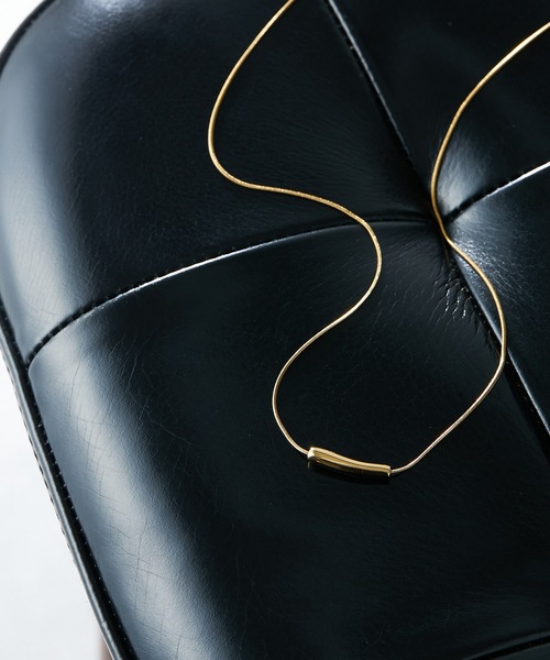 PAPILLONNER（パピヨネ）の「ステンレススティックネックレス/PAPILLONNER/パピヨネ（ネックレス・レディース・ゴールド・FREE）」の4枚目の写真