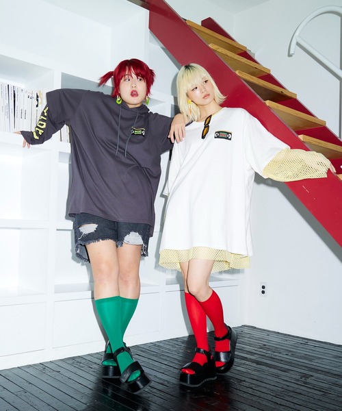 PUNYUS（プニュズ）の「フェイクレイヤードフーデッドロンＴ（Tシャツ/カットソー・レディース・ホワイト/スミクロ/パープル・1/4/2/3）」の21枚目の写真