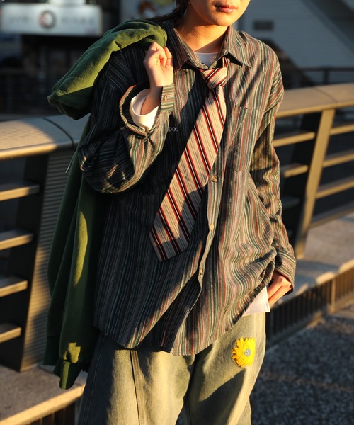 HOOK(フック)の「【HOOK】古着風ストライプ総柄ビッグシャツ(シャツ/ブラウス・メンズ・オリーブ/カーキ/ベージュ/イエロー/パープル/グリーン/グレー・M/L/XL)」の12枚目の写真