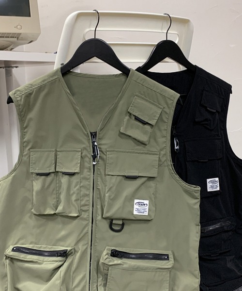 BENDER TOKYO(ベンダートウキョウ)の「【BENDER TOKYO】ビッグポケット フィッシングベスト(ベスト・メンズ・ブラック/カーキ・M/L/XL/XXL)」の3枚目の写真