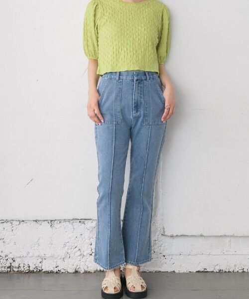 RETRO GIRL（レトロガール）の「センターシームセミフレアPT(デニム)（デニムパンツ・レディース・ブルー/ブラック/ライトブルー・LARGE/MEDIUM）」の22枚目の写真