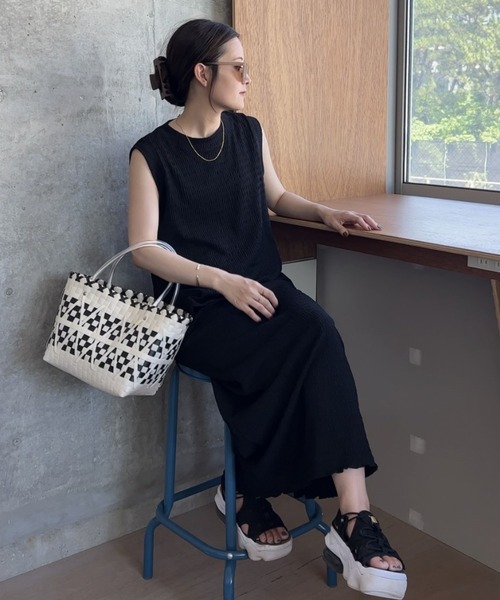 Shelly island（シェリーアイランド）の「楊柳カットタイトスカート（スカート・レディース・ブラック/ライトグリーン/ホワイト/ブラウン・FREE）」の18枚目の写真