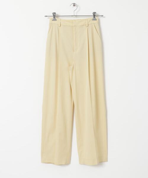 URBAN RESEARCH(アーバンリサーチ)の「ハイウエストタックワイドパンツ(その他パンツ・レディース・イエロー系その他/ブラック・36/38)」の3枚目の写真