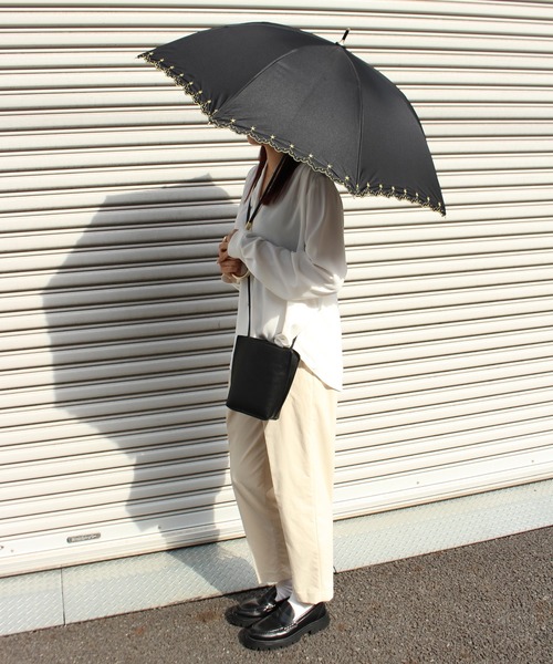 ALWAYS GOOD TIME（オルウェイズグッドタイム）の「【一級遮光・晴雨兼用】UV日傘/PARASOL/パラソル　スパークルスカイ（長傘・レディース・オフホワイト/ブラック/ネイビー・F）」の19枚目の写真