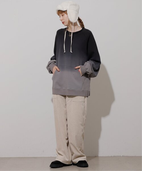 DOUBLE NAME（ダブルネーム）の「グラデーションスウェットプルオーバー/ユニセックス可（Tシャツ/カットソー・レディース・ネイビー/グリーン/ブラック・FREE）」の6枚目の写真