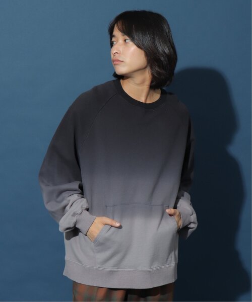 DOUBLE NAME（ダブルネーム）の「グラデーションスウェットプルオーバー/ユニセックス可（Tシャツ/カットソー・レディース・ネイビー/グリーン/ブラック・FREE）」の8枚目の写真