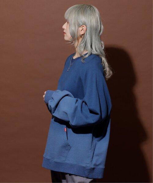 DOUBLE NAME（ダブルネーム）の「グラデーションスウェットプルオーバー/ユニセックス可（Tシャツ/カットソー・レディース・ネイビー/グリーン/ブラック・FREE）」の21枚目の写真