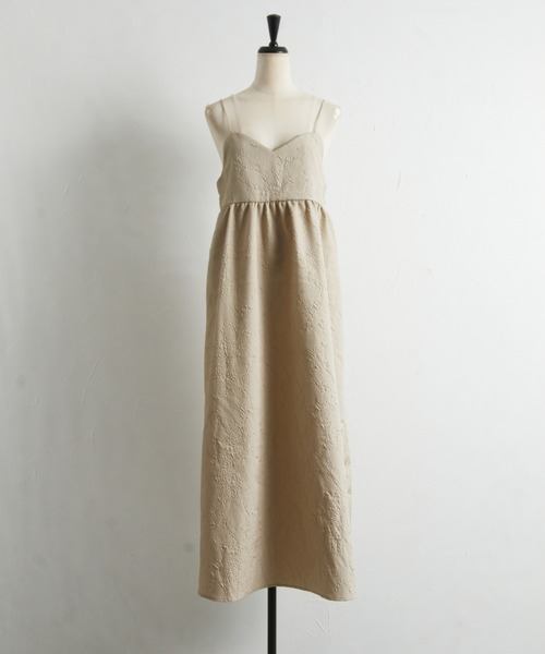 &. NOSTALGIA(アンドドットノスタルジア)の「【ZOZO限定】ふくれジャガードキャミワンピース(ワンピース・レディース・ブラック/ベージュ・FREE)」の9枚目の写真