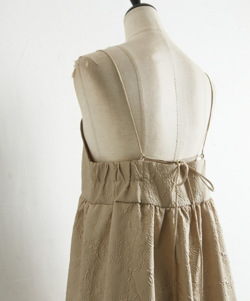 &. NOSTALGIA(アンドドットノスタルジア)の「【ZOZO限定】ふくれジャガードキャミワンピース(ワンピース・レディース・ブラック/ベージュ・FREE)」の12枚目の写真