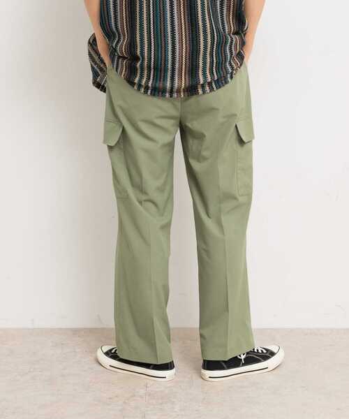 SENSE OF PLACE by URBAN RESEARCH（センスオブプレイスバイアーバンリサーチ）の「テックセンタープレスカーゴスラックス（カーゴパンツ・メンズ・ブラック/カーキ・MEDIUM/LARGE）」の15枚目の写真