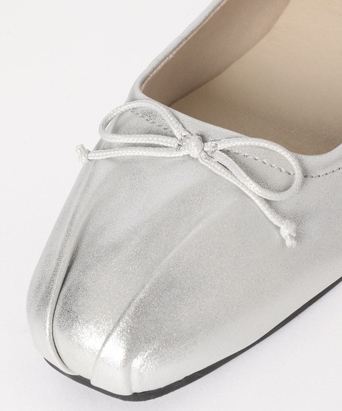 LAKOLE（ラコレ）の「【卒入式／オケージョンにも】ギャザータックバレエシューズ / 963970（バレエシューズ・レディース・シルバー/ゴールド/ブラック/ゼブラ・SMALL/MEDIUM/LARGE）」の9枚目の写真