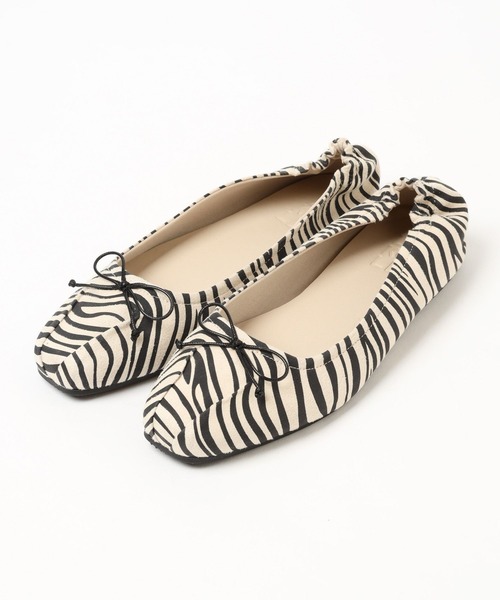 LAKOLE（ラコレ）の「【卒入式／オケージョンにも】ギャザータックバレエシューズ / 963970（バレエシューズ・レディース・シルバー/ゴールド/ブラック/ゼブラ・SMALL/MEDIUM/LARGE）」の19枚目の写真
