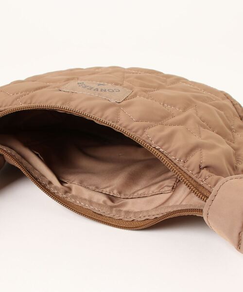CONVERSE（コンバース）の「CONVERSE　STAR QUILTING SHOULDER BAG（ショルダーバッグ・メンズ・オフホワイト/ベージュ/カーキ/ブラック・FREE）」の7枚目の写真
