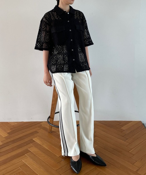 LOWRYS FARM（ローリーズファーム）の「カットレースシャツ５Ｓ  971590（シャツ/ブラウス・レディース・ブラック/アイボリー/その他・FREE）」の4枚目の写真